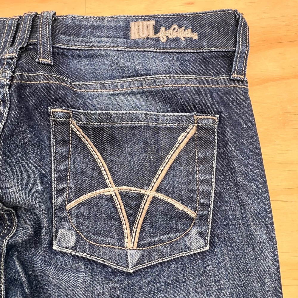 KUT from the Kloth Catherine Boyfriend Jeans Dark Wash Size 6 Straight Leg Denim - Picture 1 of 11